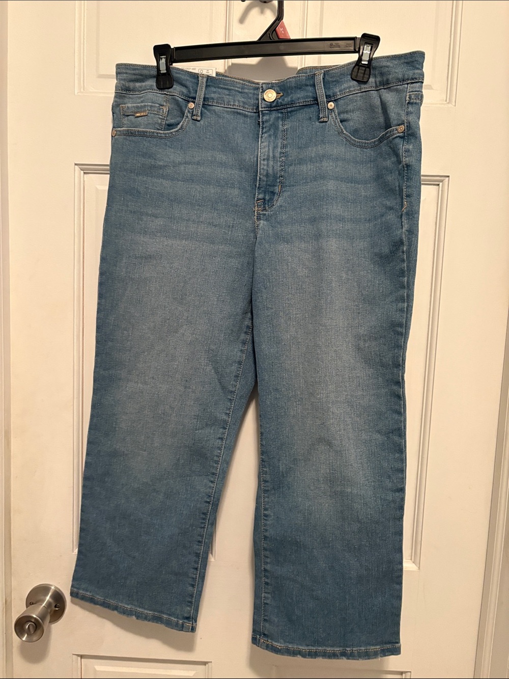 Nine West Classic Light Blue Womens Jeans Comfortable Straight Leg size 14 NWT